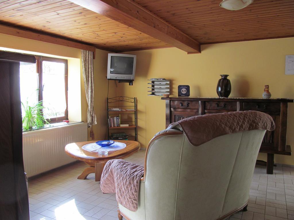 Les Chevrefeuilles Villa Walcourt Екстериор снимка